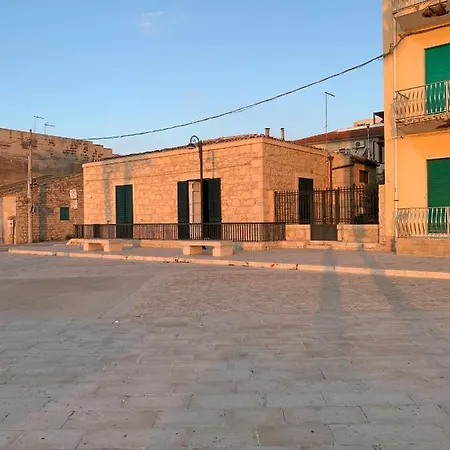 Holiday home Trono A Mare Sampieri